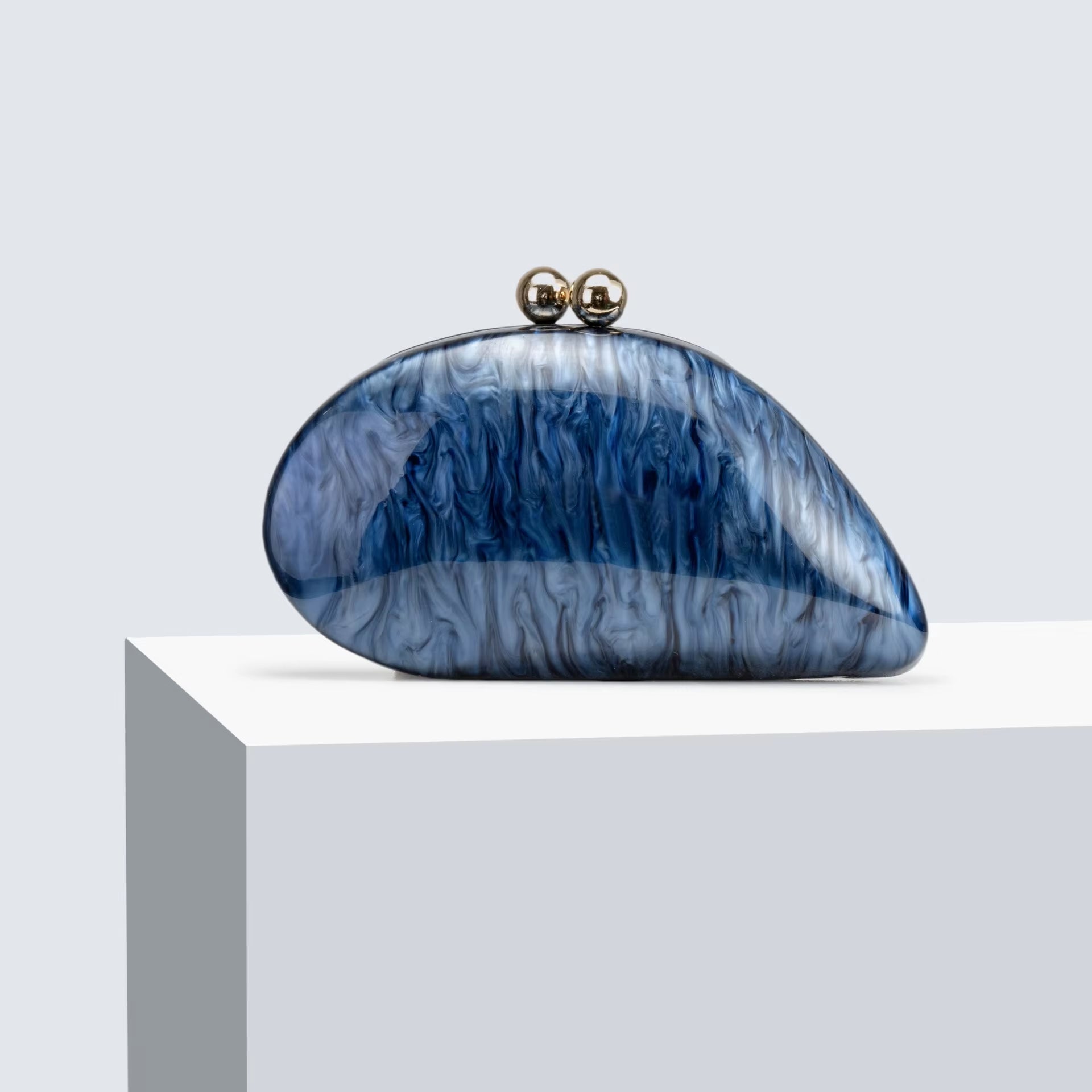 Pearl Brown Dumpling Shape Acrylic Box Clutches Party Purse L Evening Bags Lady Wedding Bridesmaid Clutches Minaudiere Handbags