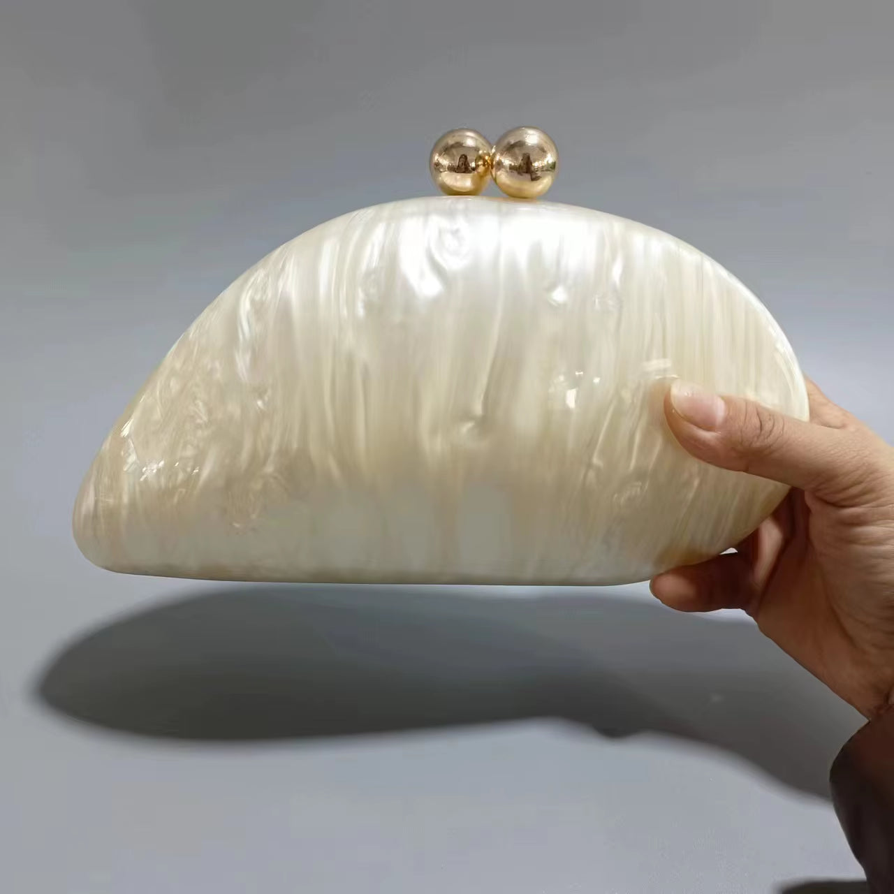 Pearl Brown Dumpling Shape Acrylic Box Clutches Party Purse L Evening Bags Lady Wedding Bridesmaid Clutches Minaudiere Handbags